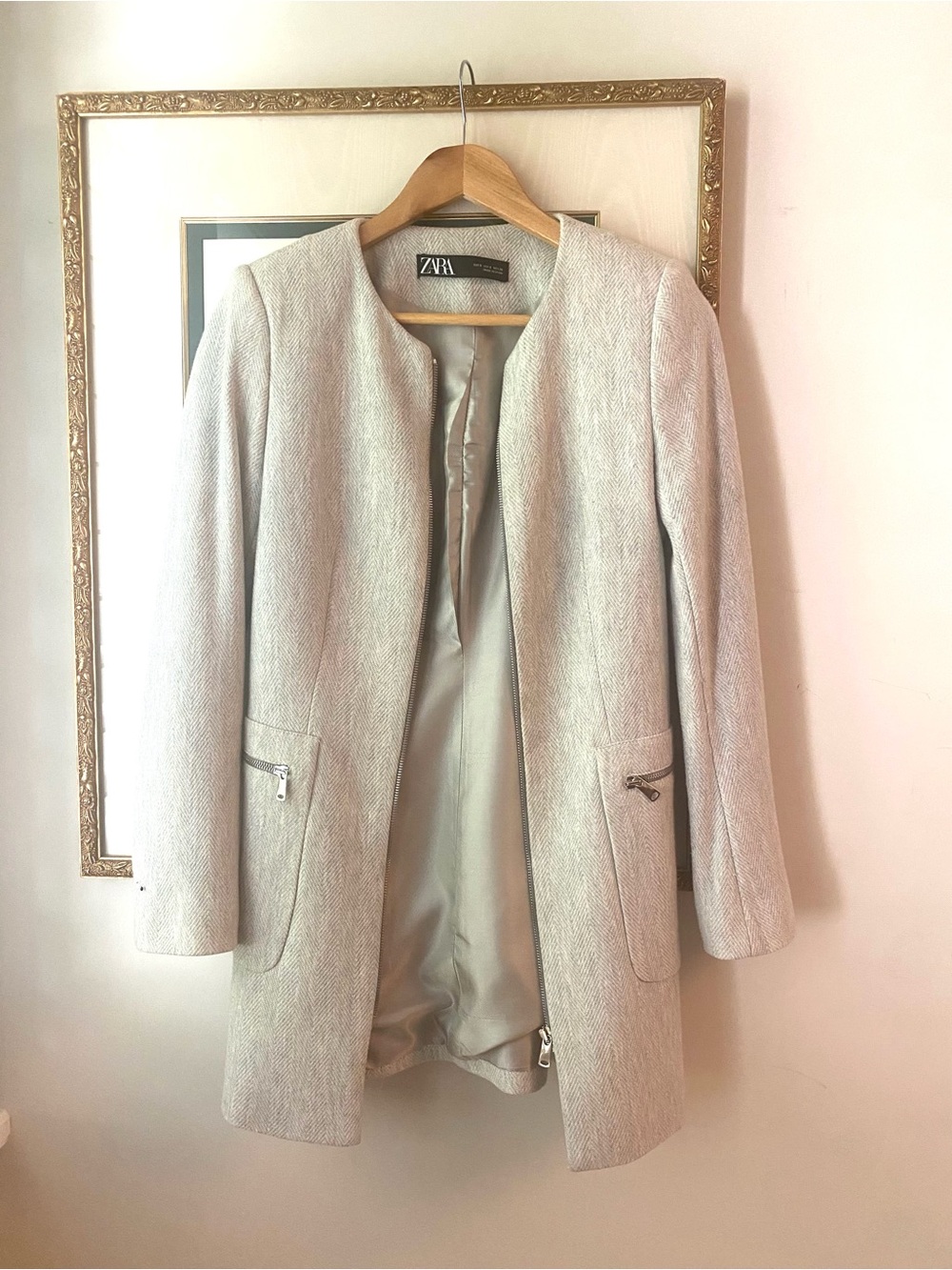 Zara Light Gray Collarless Textured Trench Coat